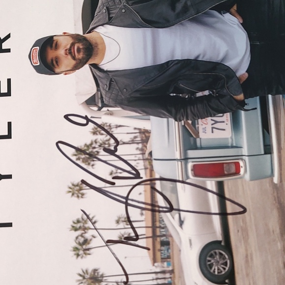 Tyler Rich Hand Signed Autograph Photo - Picture 2 of 4